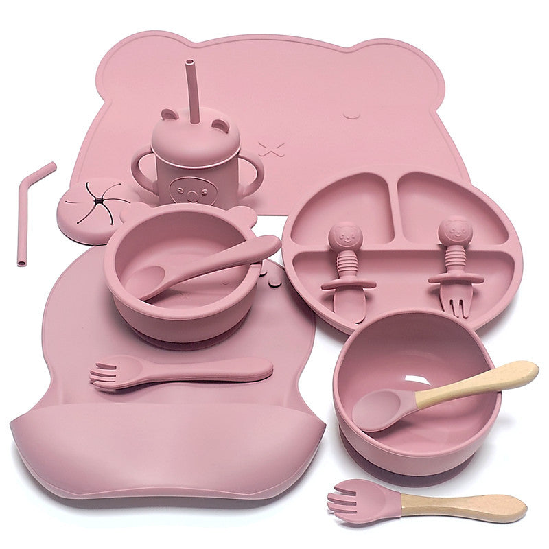 Set hranire beblusi si copii - 16 piese din silicon - antiderapant, moale si sigur, roz